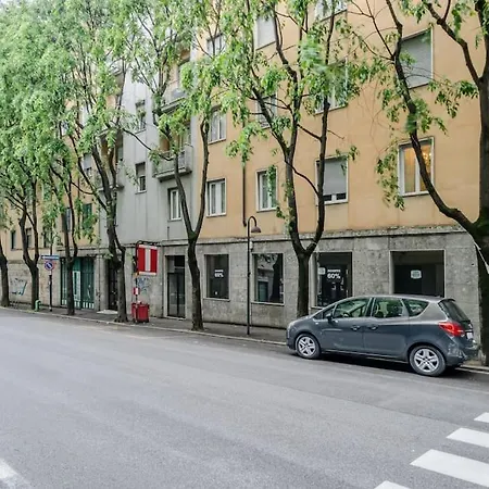 Petite Vittoria - - By Host4u Apartment Brescia